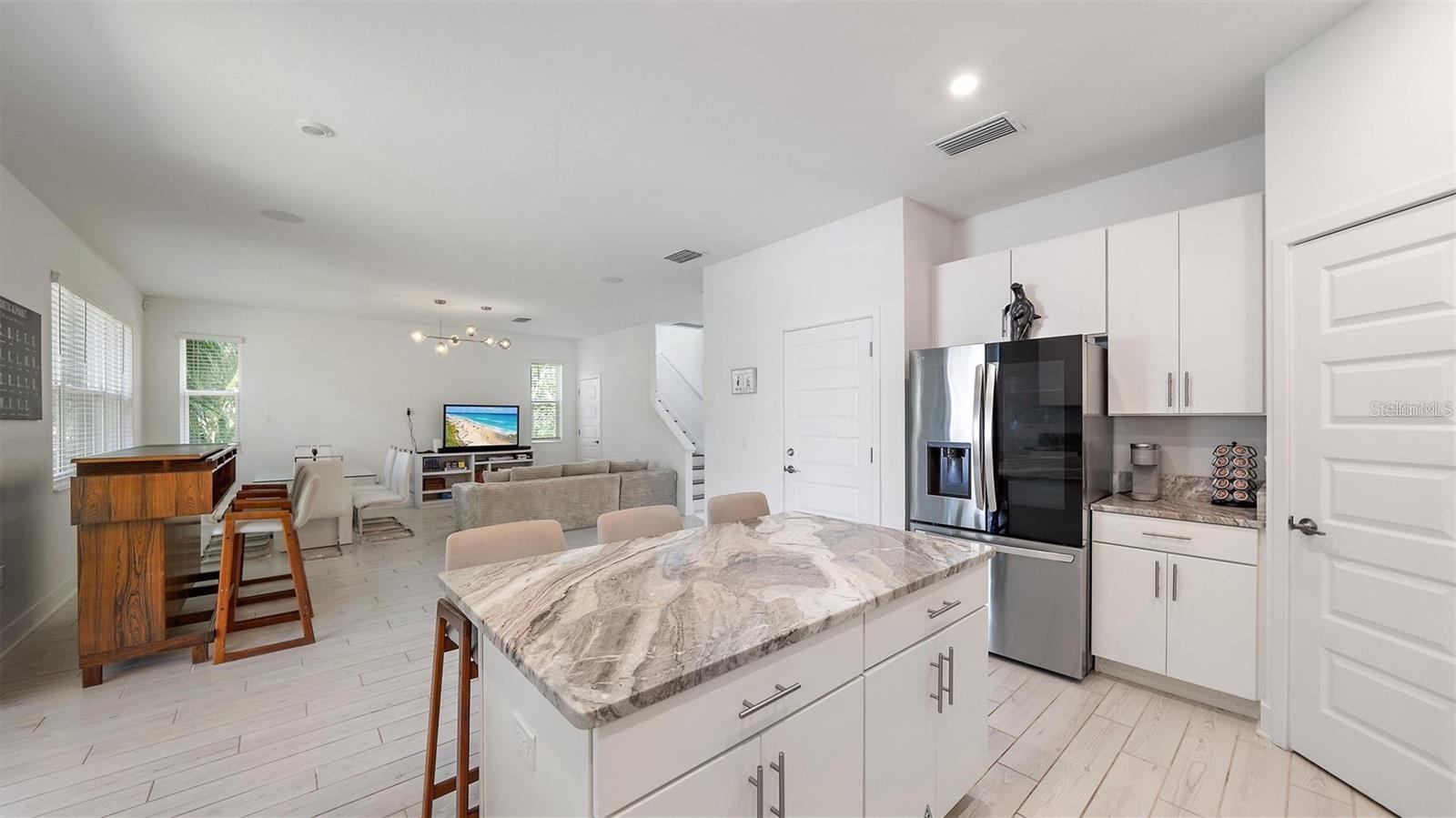 2587 TEMPLE ST, SARASOTA, FL, 34239