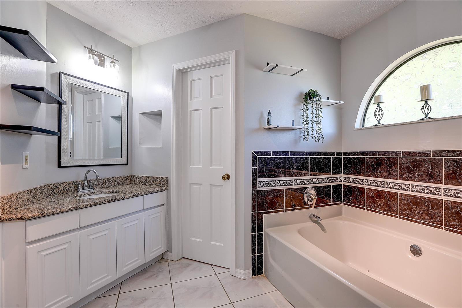 1418 BUCKNER RD, VALRICO, FL, 33596