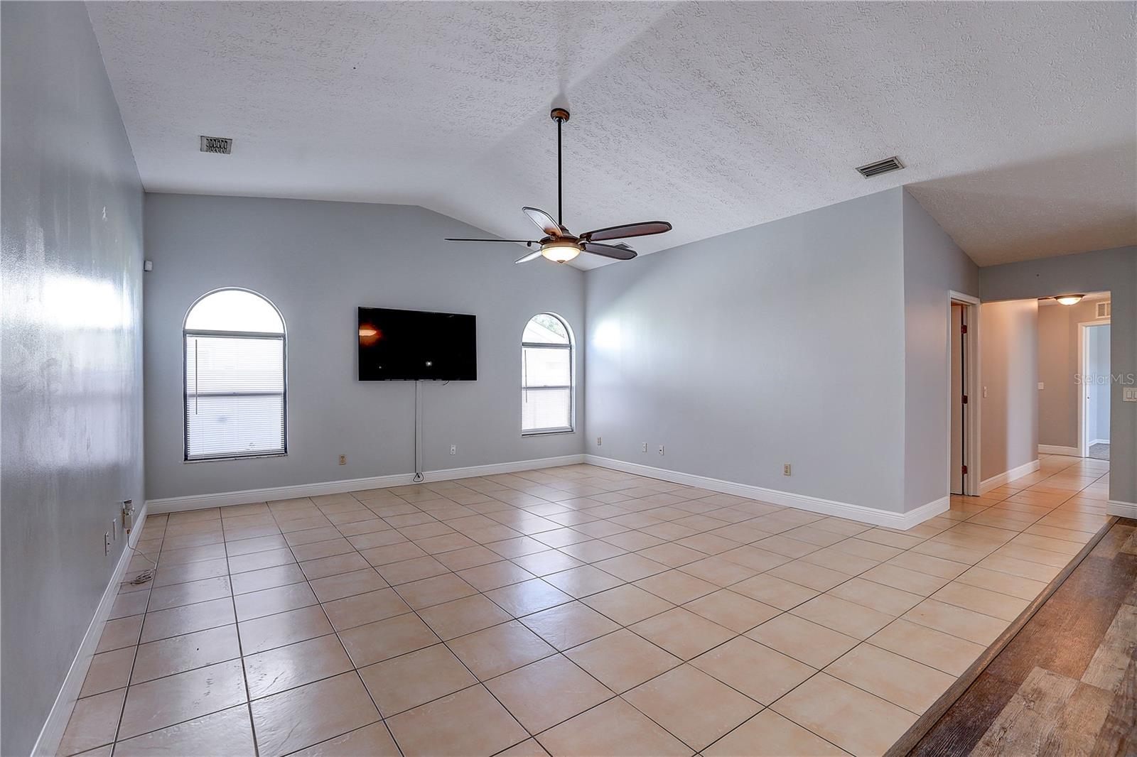 1418 BUCKNER RD, VALRICO, FL, 33596