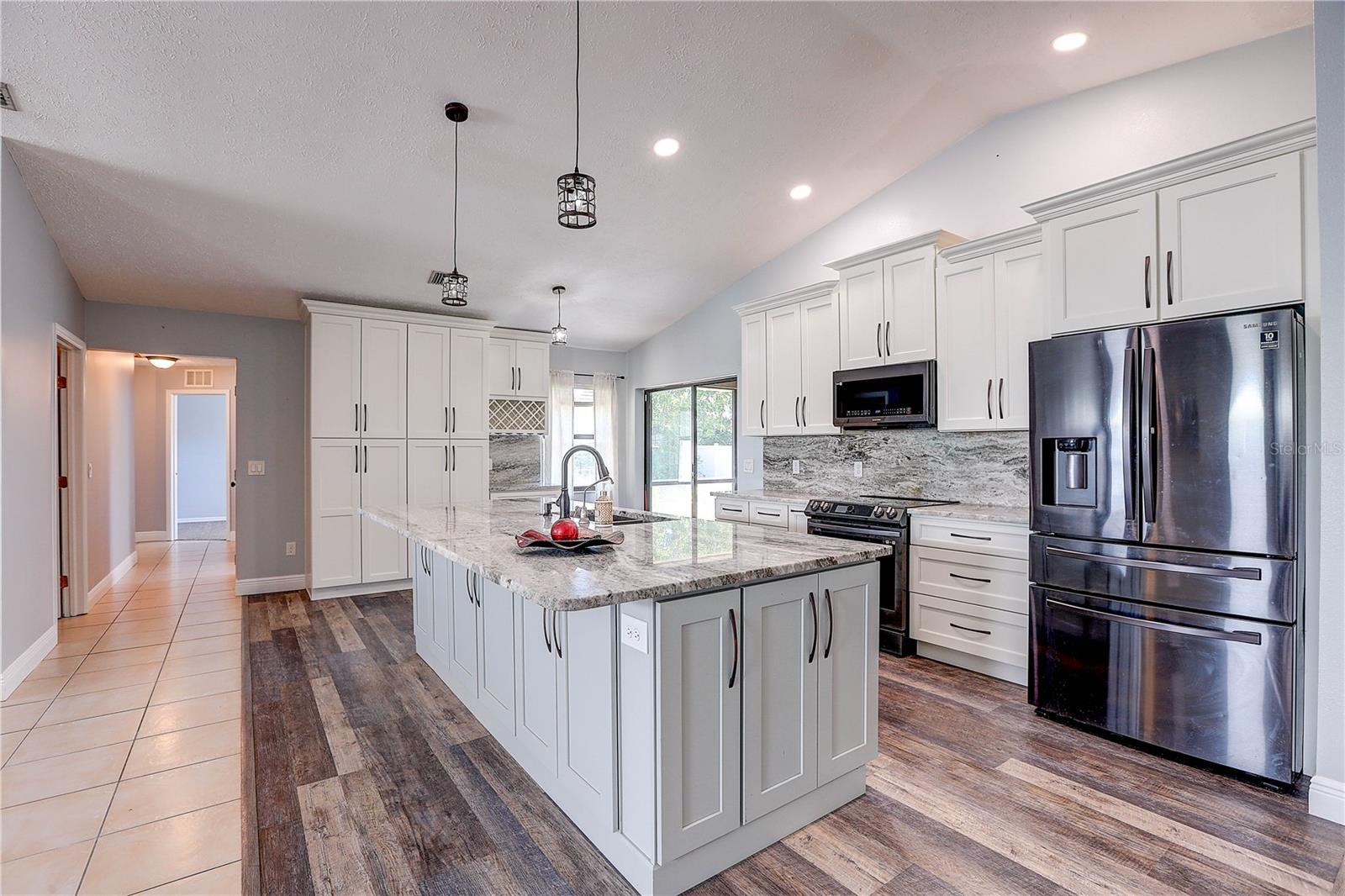 1418 BUCKNER RD, VALRICO, FL, 33596