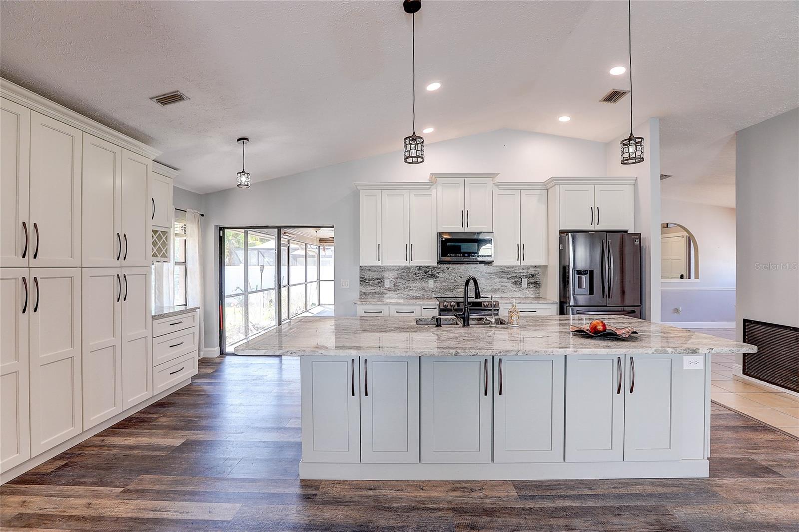 1418 BUCKNER RD, VALRICO, FL, 33596