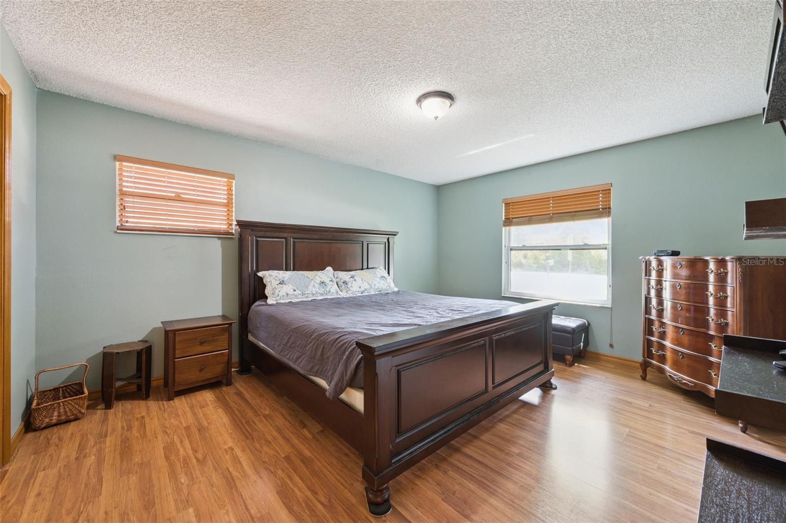 706 E LACY CIR, DELTONA, FL, 32725