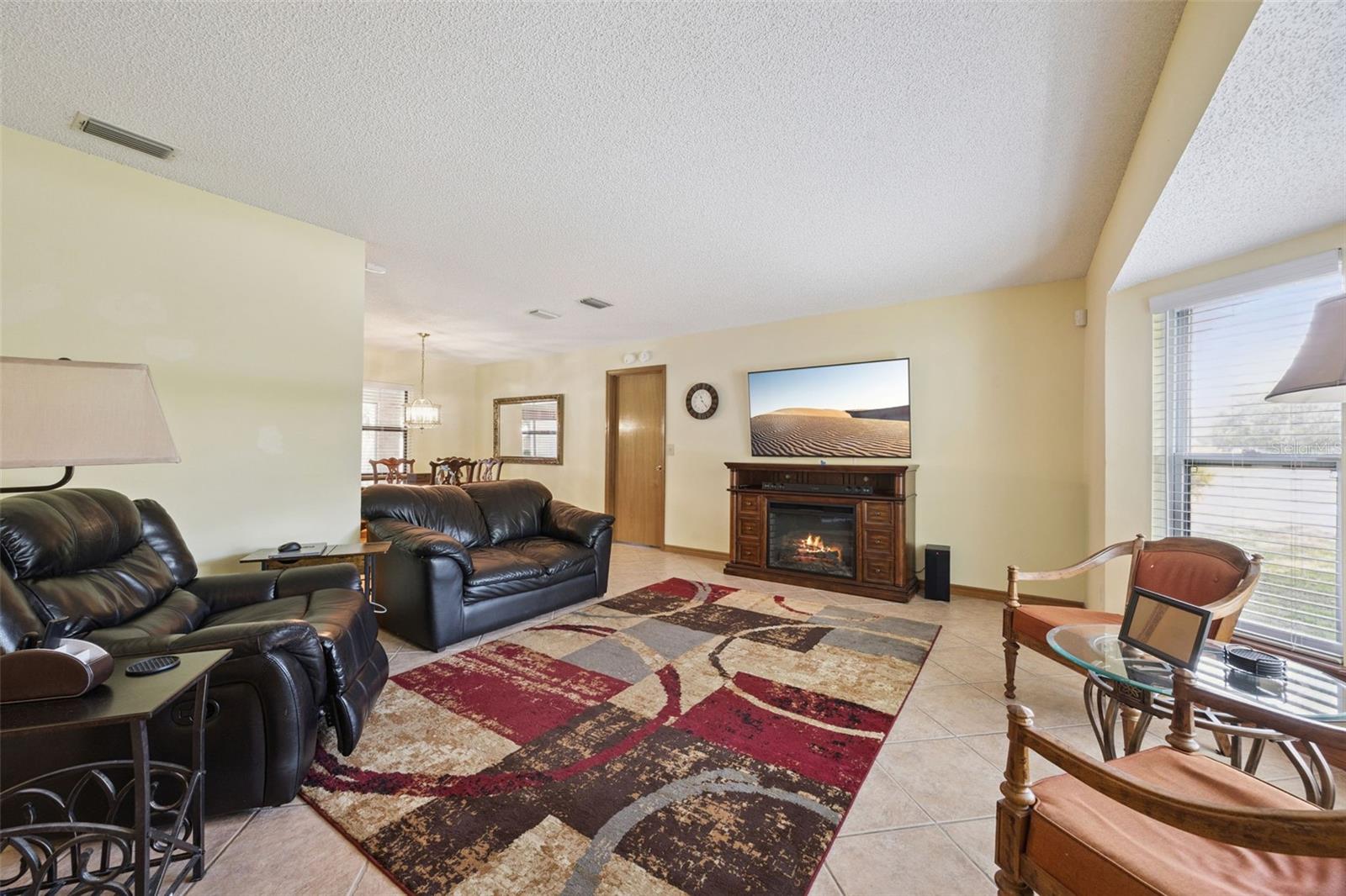 706 E LACY CIR, DELTONA, FL, 32725