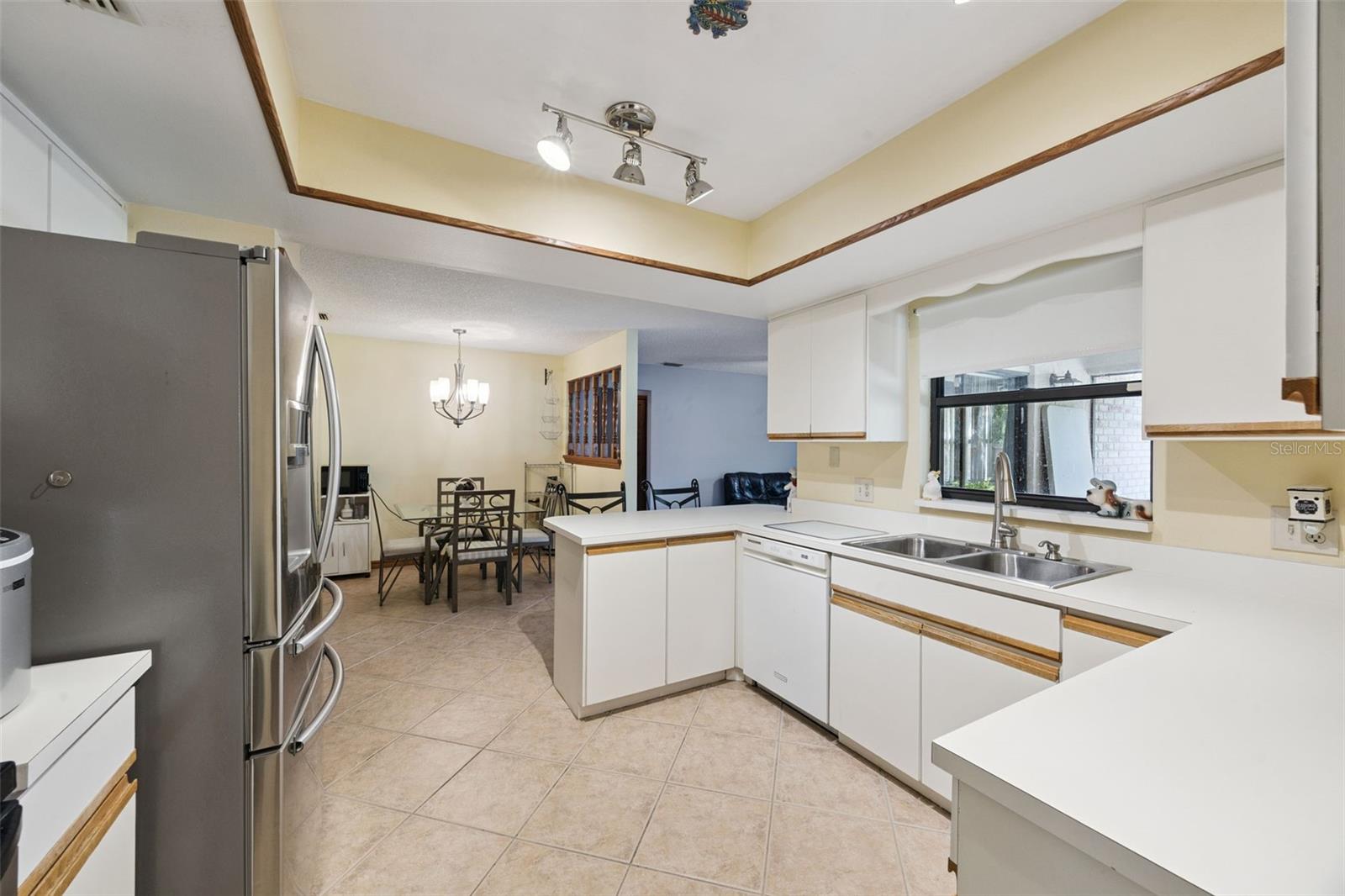 706 E LACY CIR, DELTONA, FL, 32725