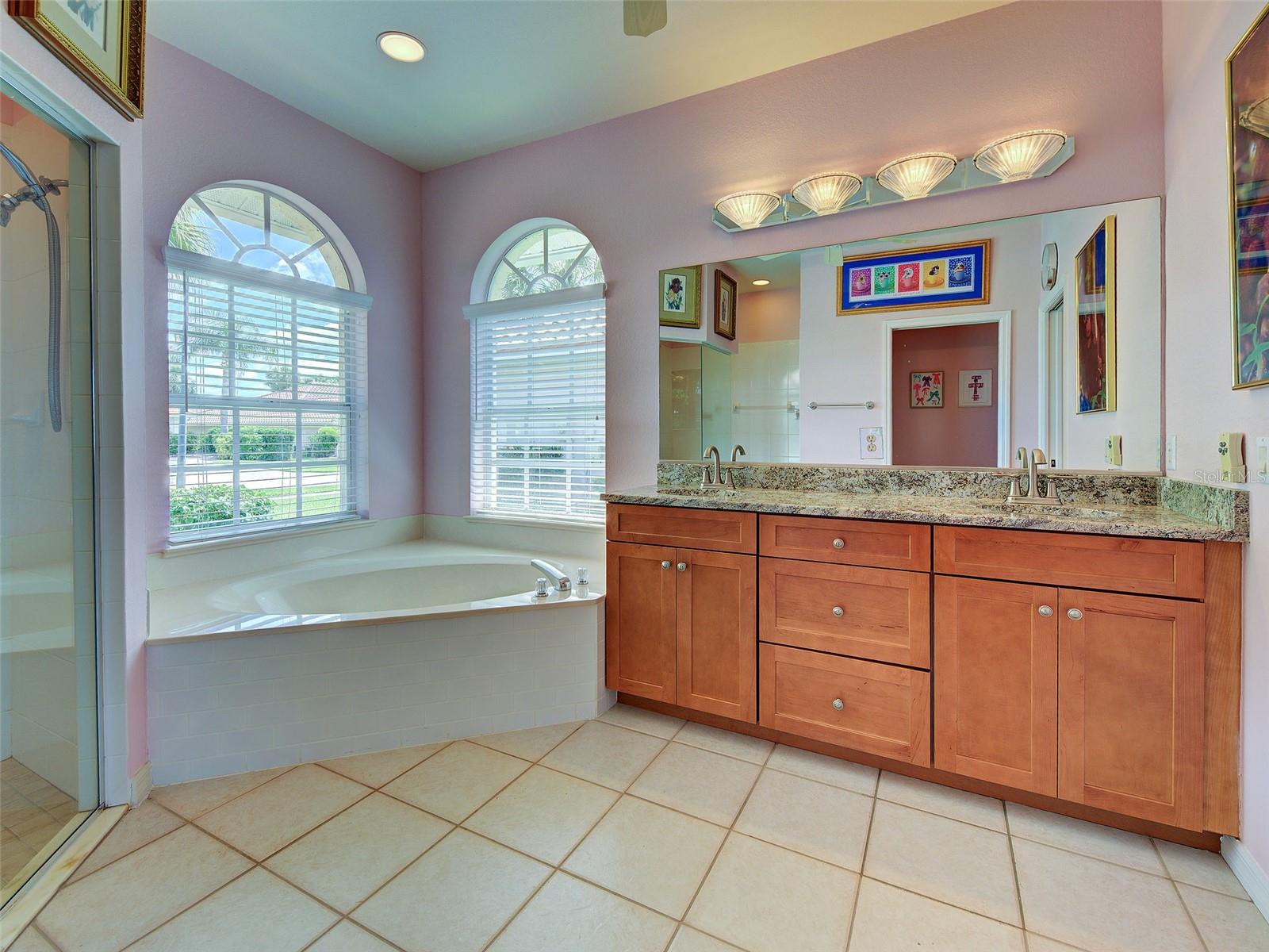 115 GRAND OAK CIR, VENICE, FL, 34292