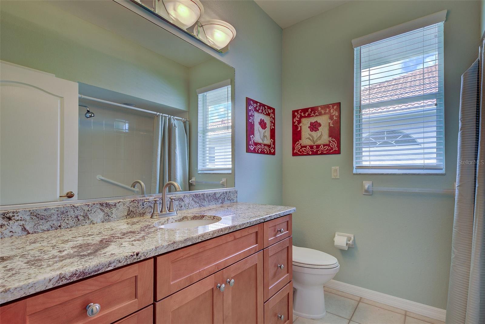 115 GRAND OAK CIR, VENICE, FL, 34292