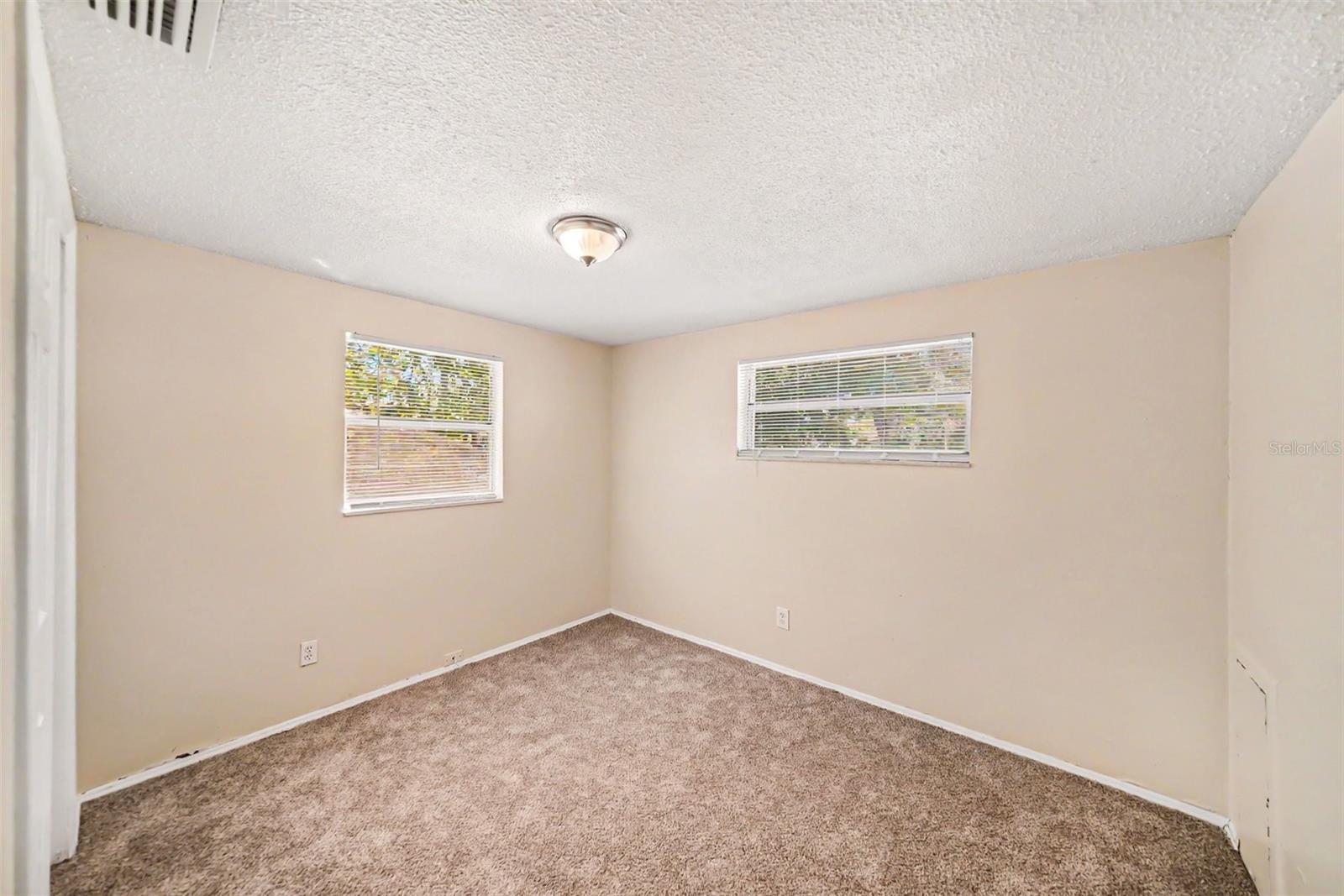 5301 82ND AVE N, PINELLAS PARK, FL, 33781