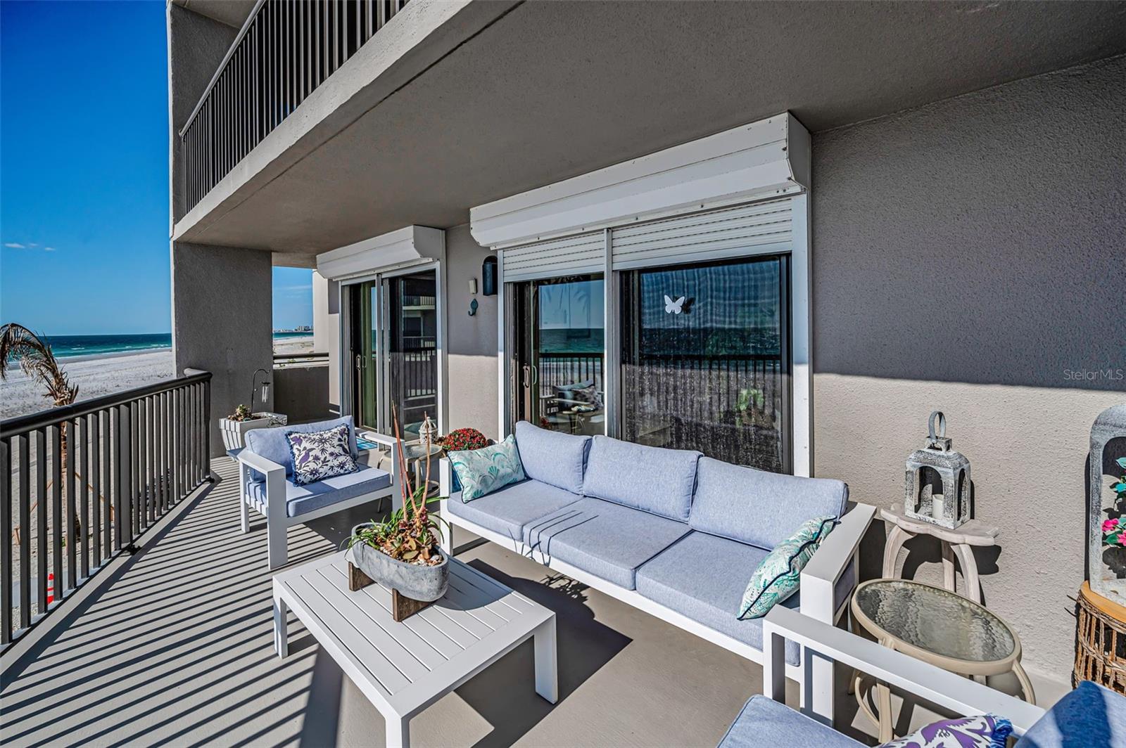 1660 GULF BLVD #202, CLEARWATER BEACH, FL, 33767