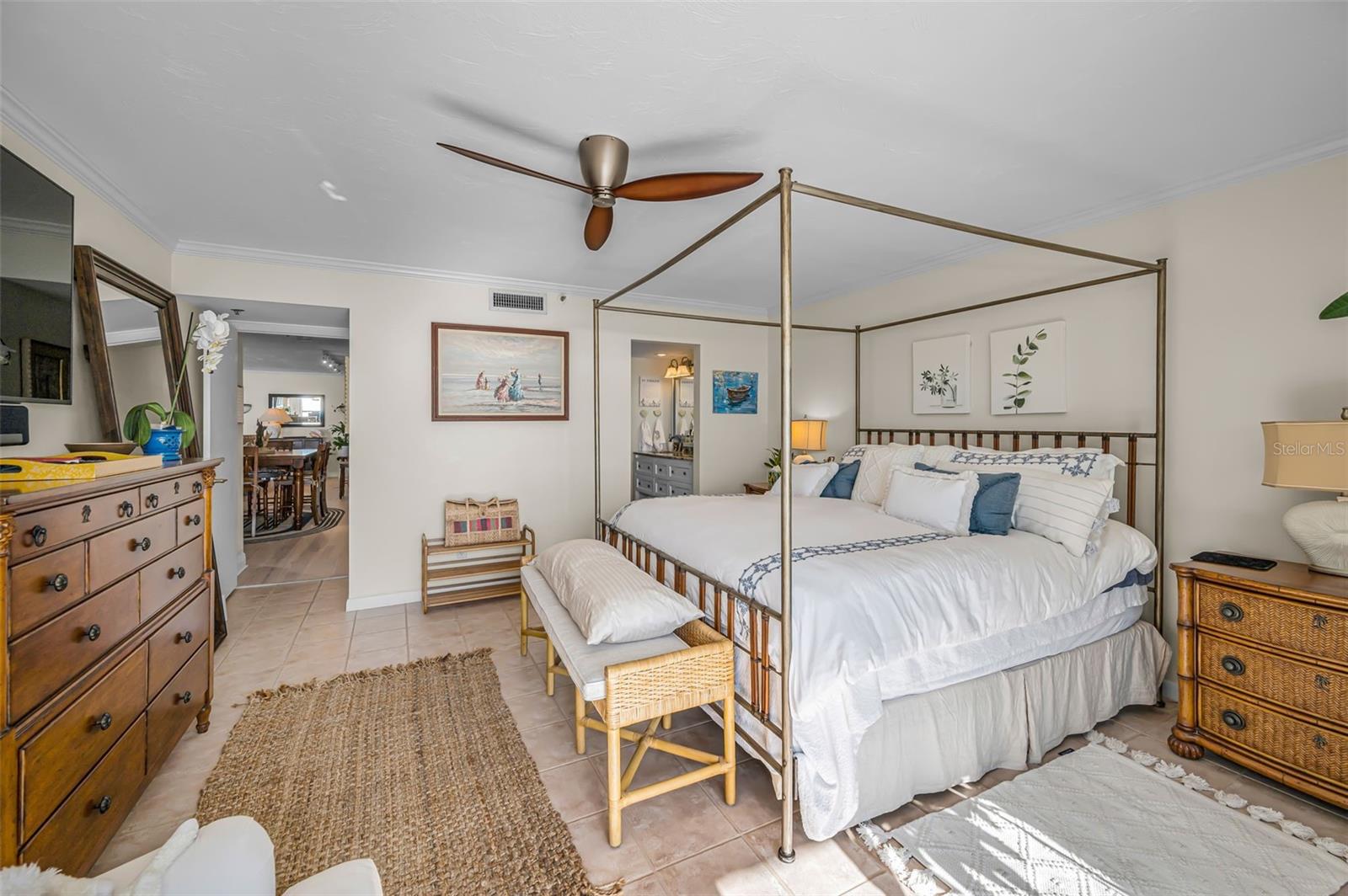 1660 GULF BLVD #202, CLEARWATER BEACH, FL, 33767