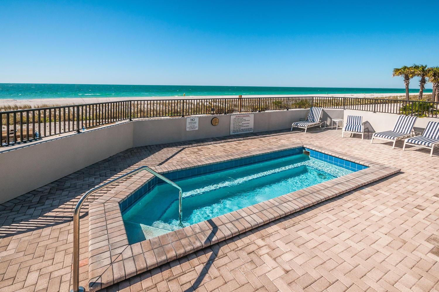 1660 GULF BLVD #202, CLEARWATER BEACH, FL, 33767