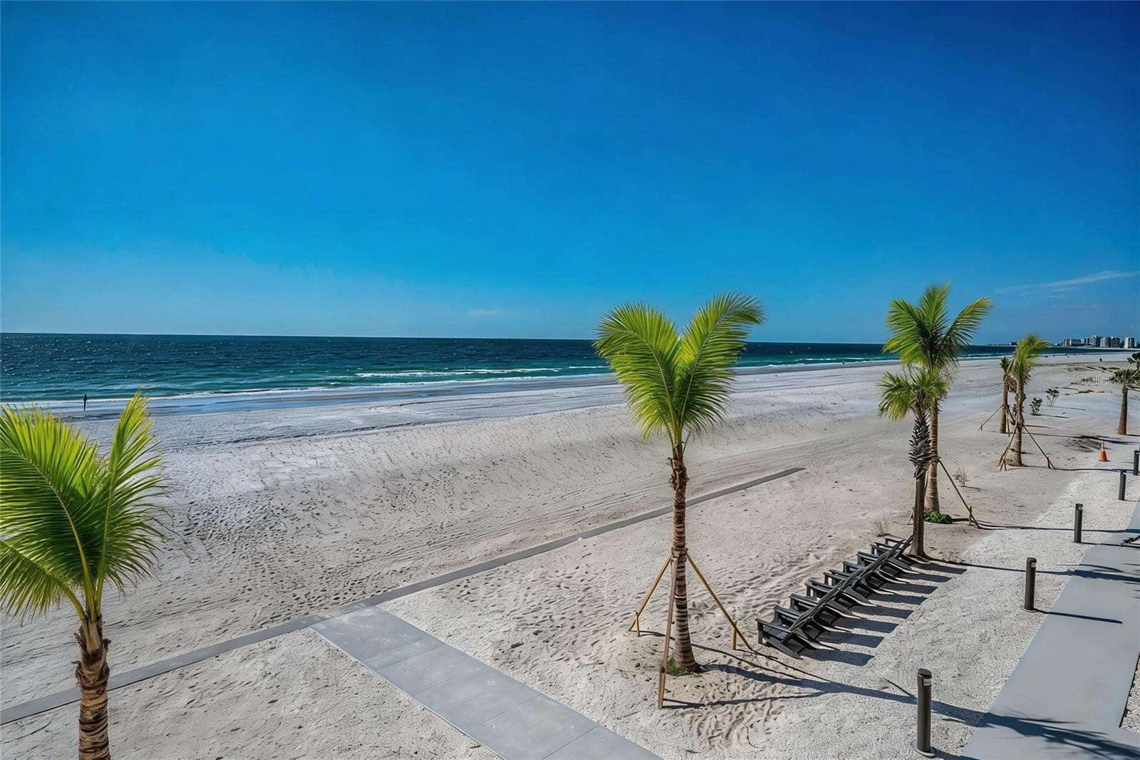 1660 GULF BLVD #202, CLEARWATER BEACH, FL, 33767