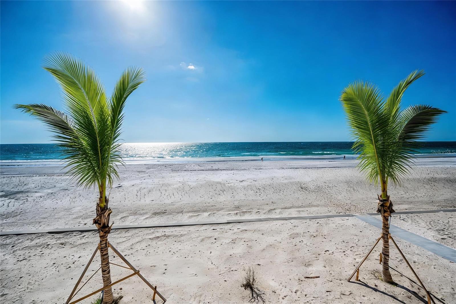 1660 GULF BLVD #202, CLEARWATER BEACH, FL, 33767