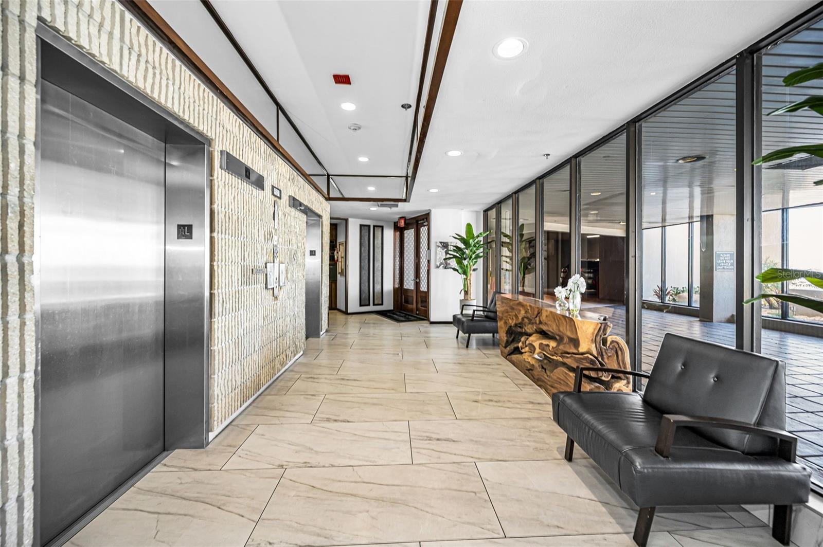 1660 GULF BLVD #202, CLEARWATER BEACH, FL, 33767