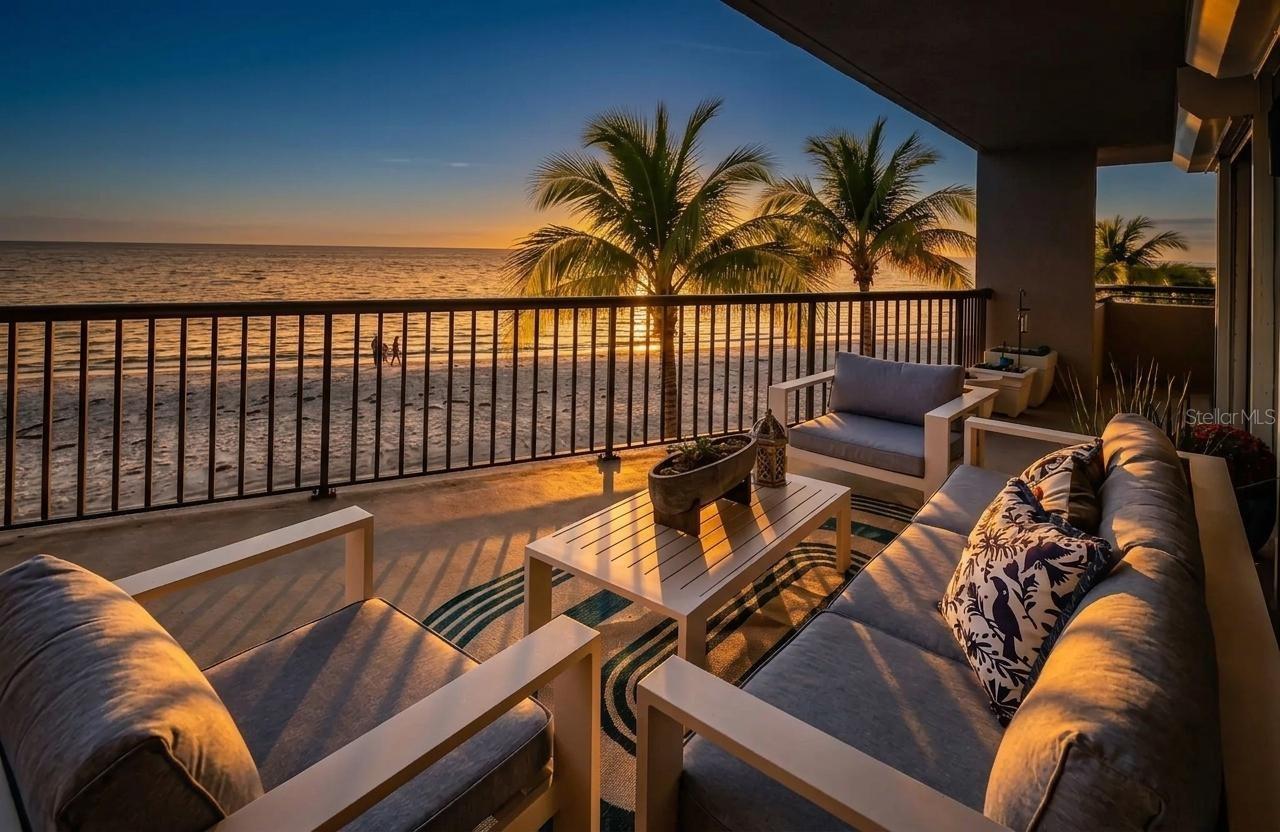 1660 GULF BLVD #202, CLEARWATER BEACH, FL, 33767