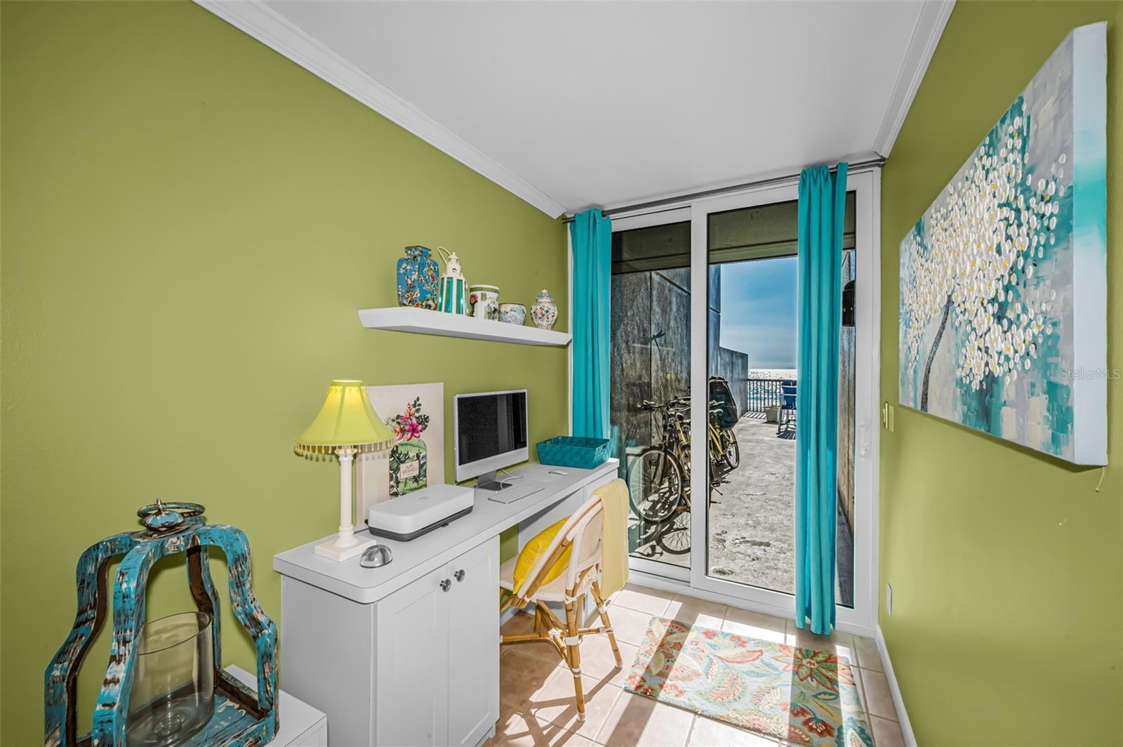 1660 GULF BLVD #202, CLEARWATER BEACH, FL, 33767