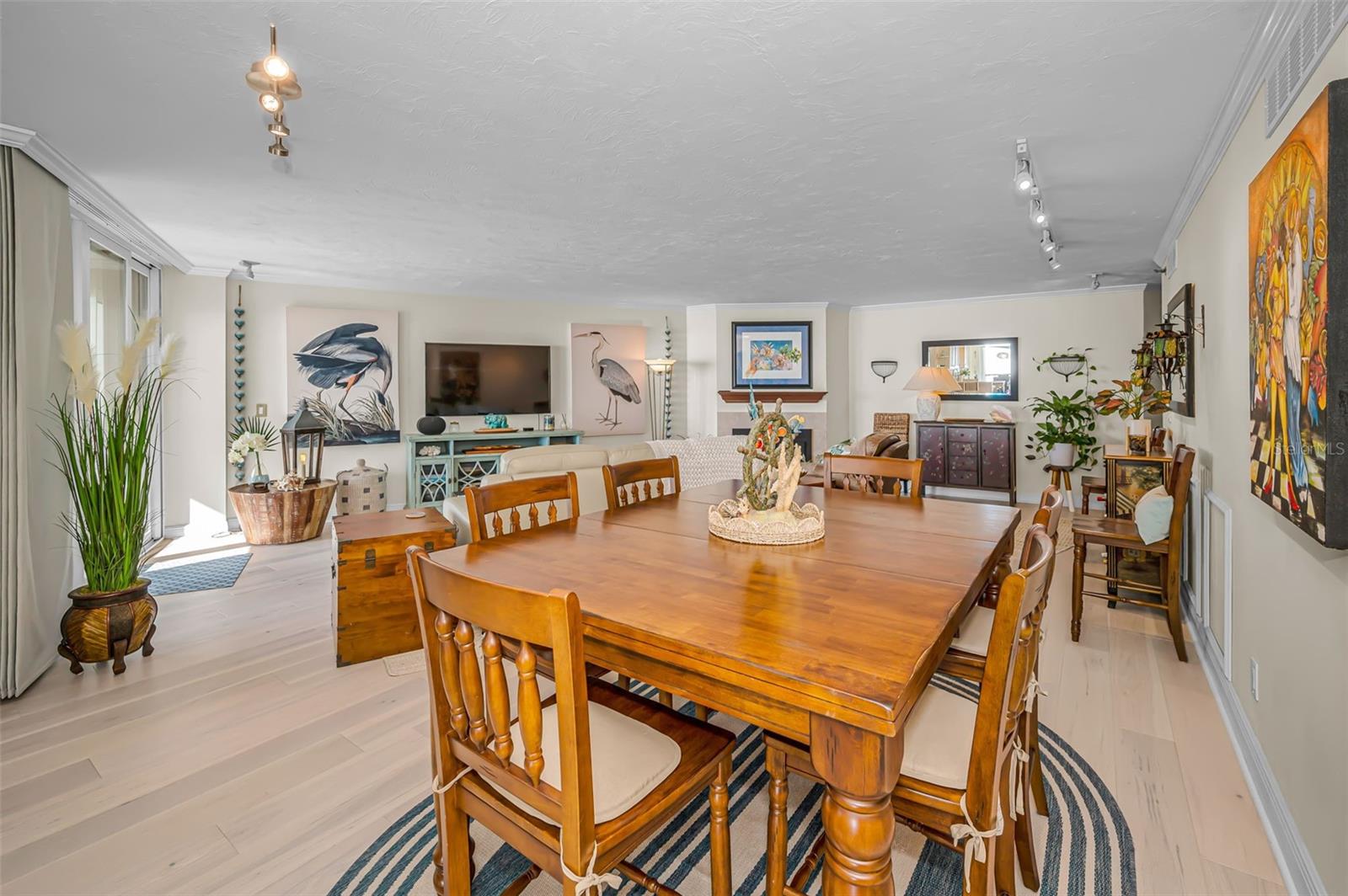 1660 GULF BLVD #202, CLEARWATER BEACH, FL, 33767