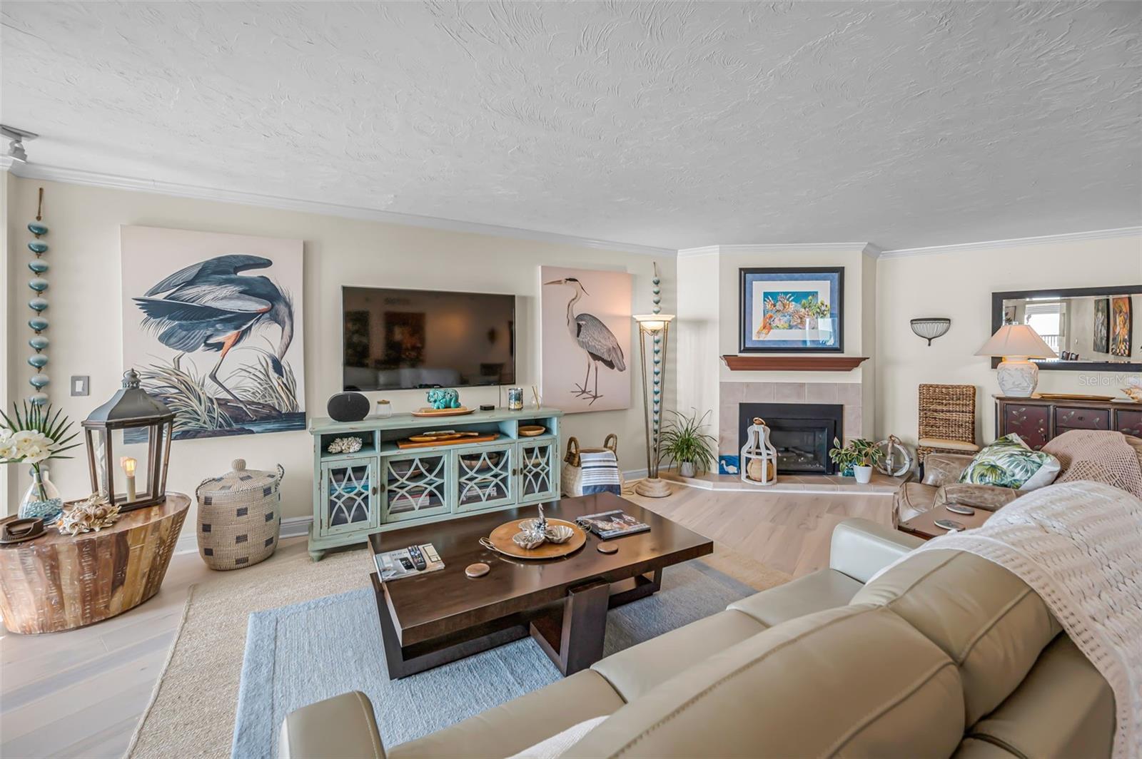 1660 GULF BLVD #202, CLEARWATER BEACH, FL, 33767