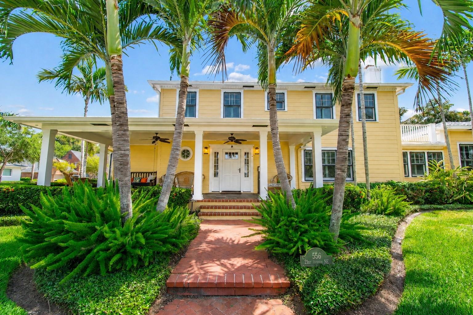 556 21ST AVE NE, ST PETERSBURG, FL, 33704