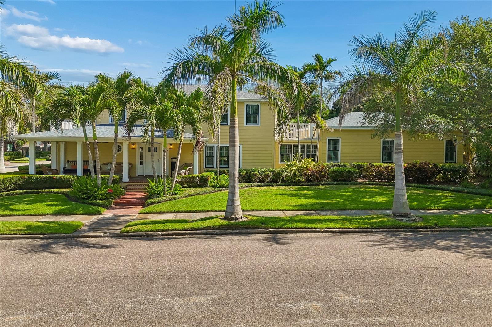 556 21ST AVE NE, ST PETERSBURG, FL, 33704