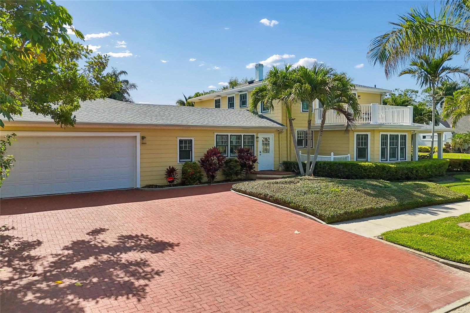 556 21ST AVE NE, ST PETERSBURG, FL, 33704