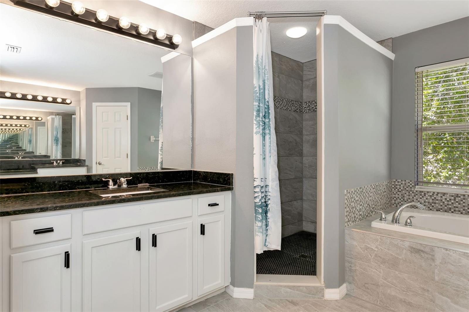 3010 42ND AVE E, BRADENTON, FL, 34208