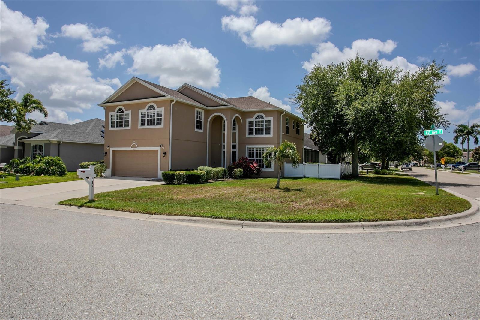 3010 42ND AVE E, BRADENTON, FL, 34208
