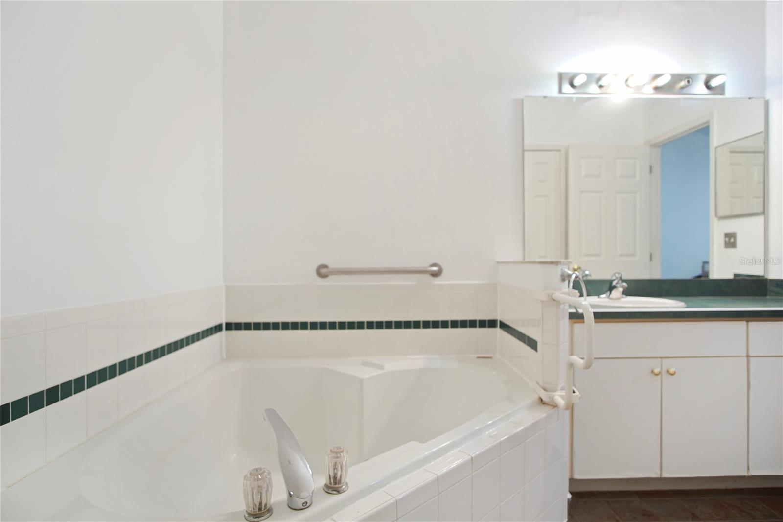 2492 SAINT AUGUSTINE BLVD, HAINES CITY, FL, 33844