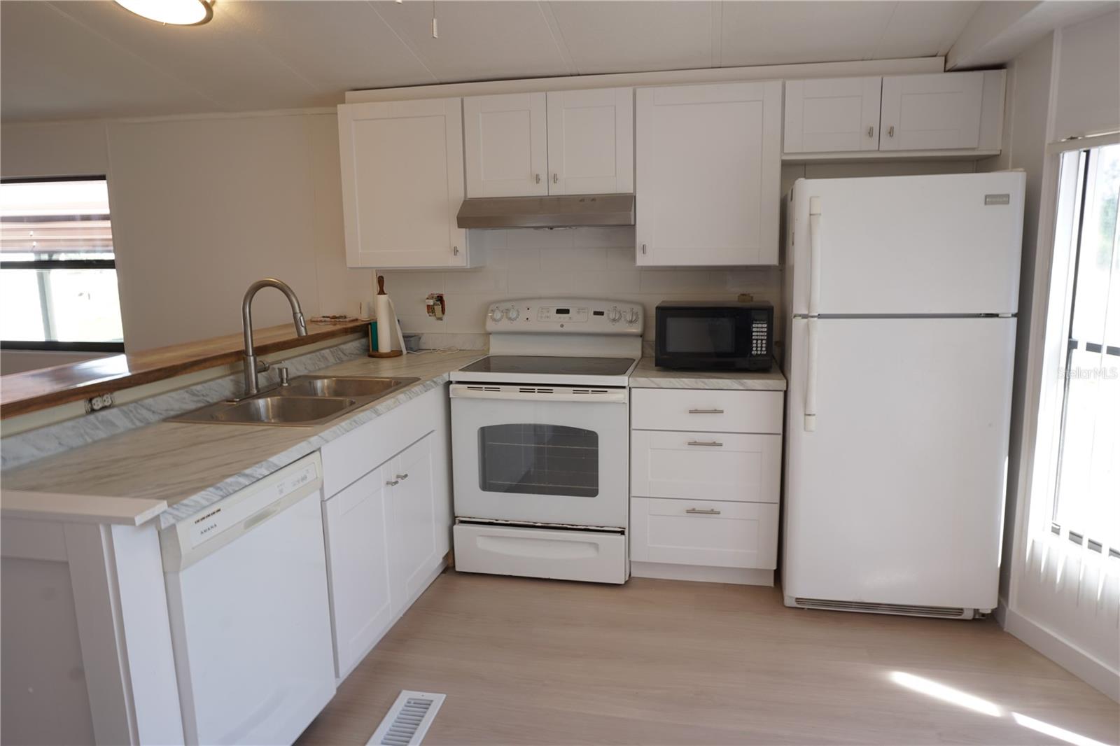 11466 ROYAL RD, PUNTA GORDA, FL, 33955