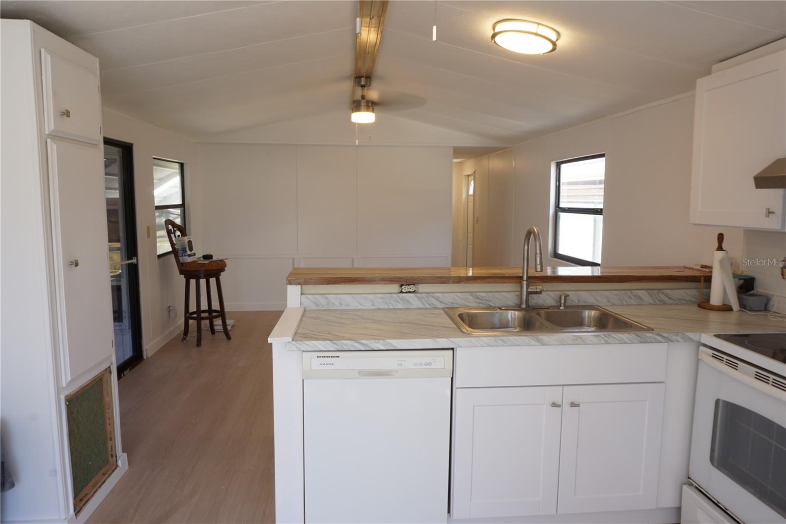11466 ROYAL RD, PUNTA GORDA, FL, 33955
