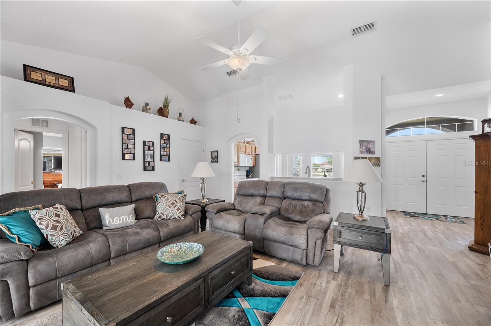 217 OAK CROSSING BLVD, AUBURNDALE, FL, 33823