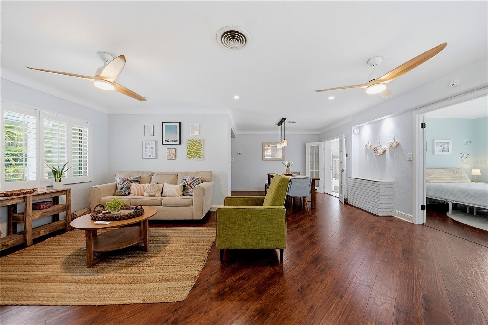 955 INDIAN ROCKS RD S, LARGO, FL, 33770