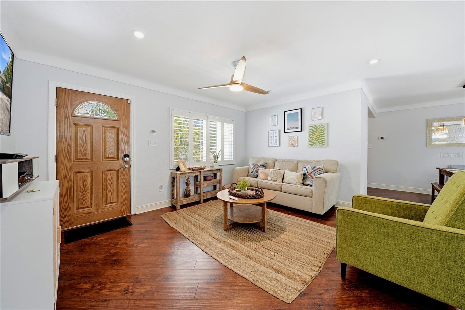 955 INDIAN ROCKS RD S, LARGO, FL, 33770