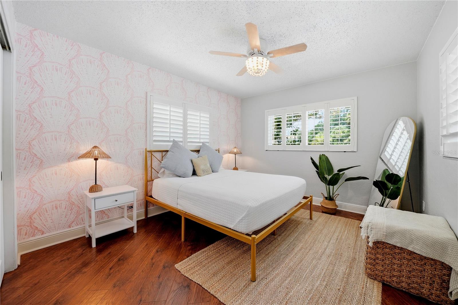 955 INDIAN ROCKS RD S, LARGO, FL, 33770