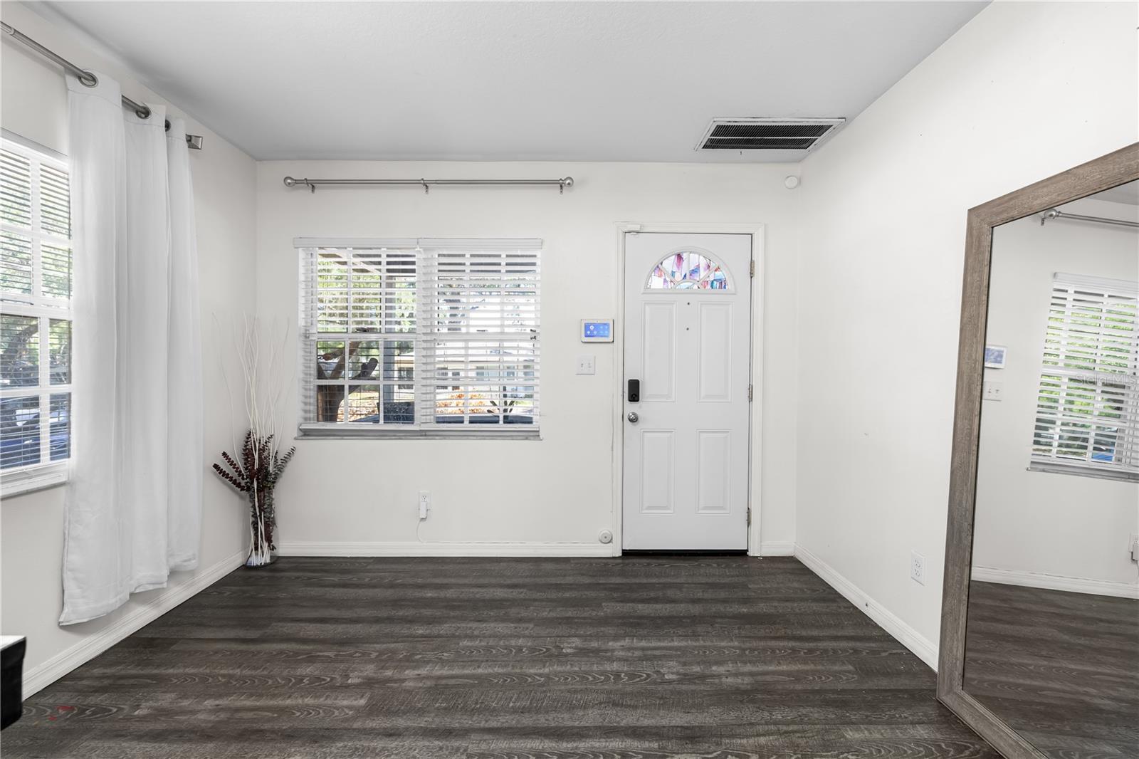 117 W STRICKLAND ST, PLANT CITY, FL, 33563