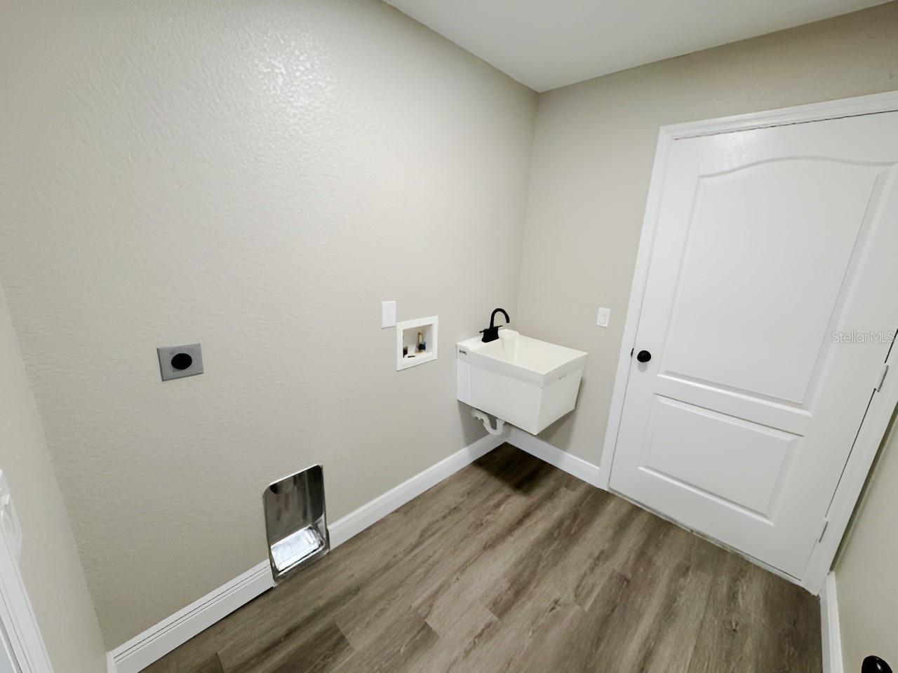 13982 NAYLOR AVE, PORT CHARLOTTE, FL, 33981