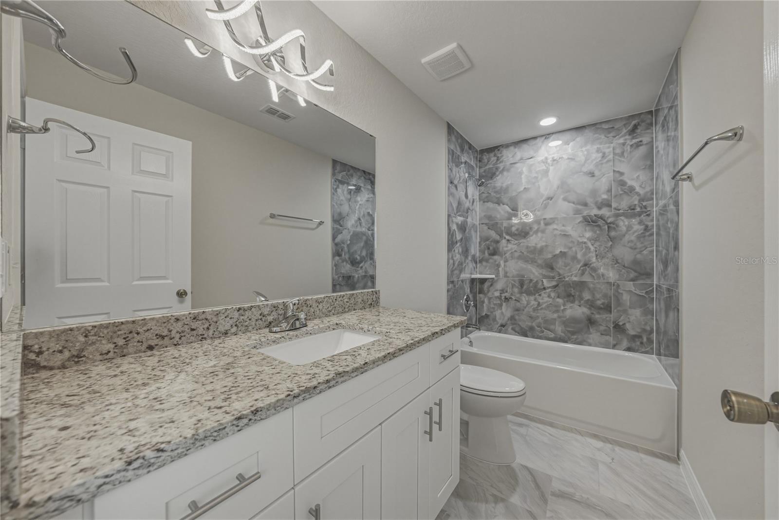 2428 MOSSWOOD LN, LAKELAND, FL, 33801