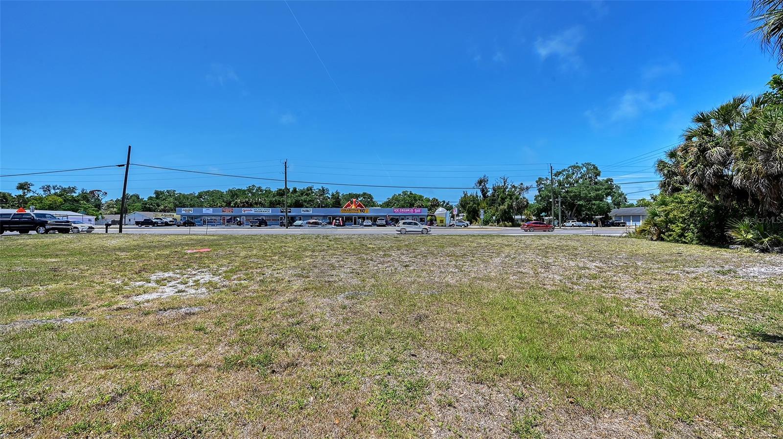 168 N TAMIAMI TRL, OSPREY, FL, 34229