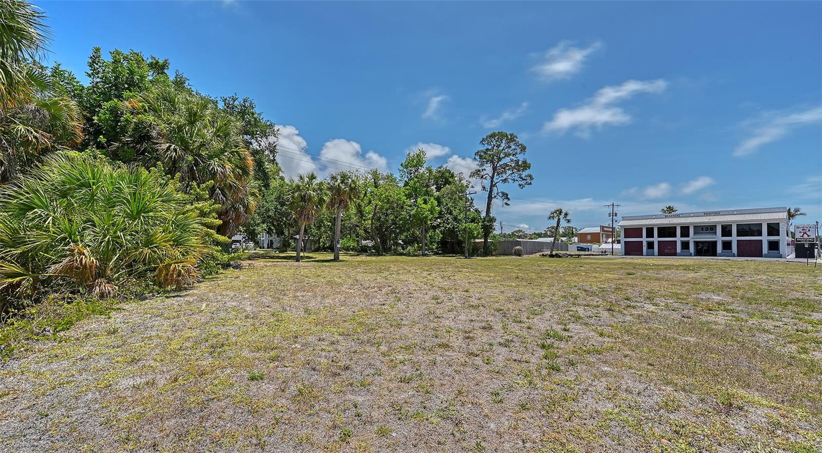 168 N TAMIAMI TRL, OSPREY, FL, 34229