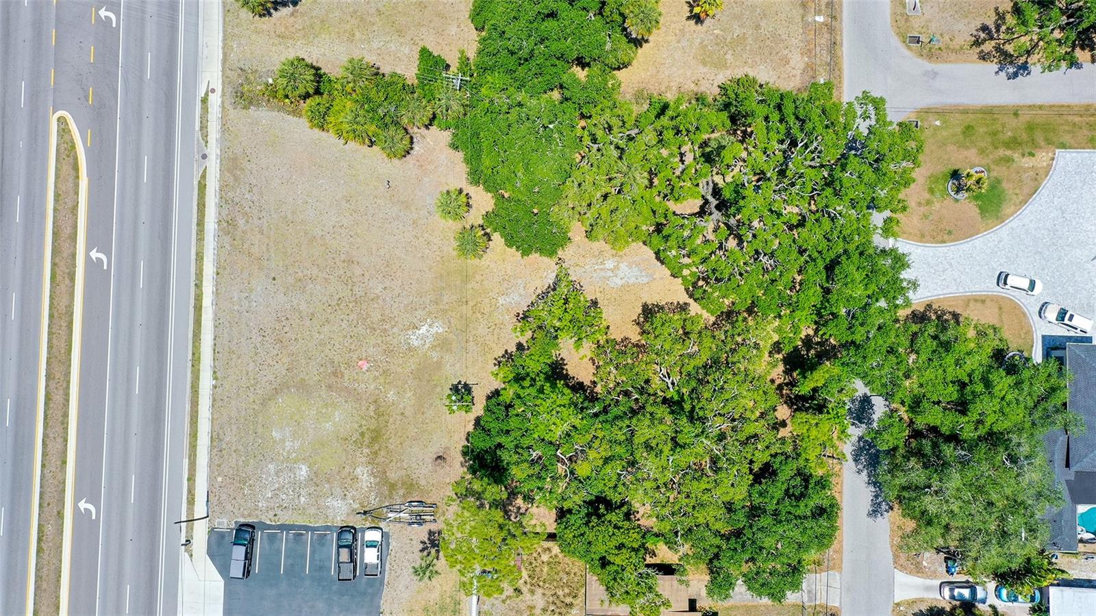 168 N TAMIAMI TRL, OSPREY, FL, 34229
