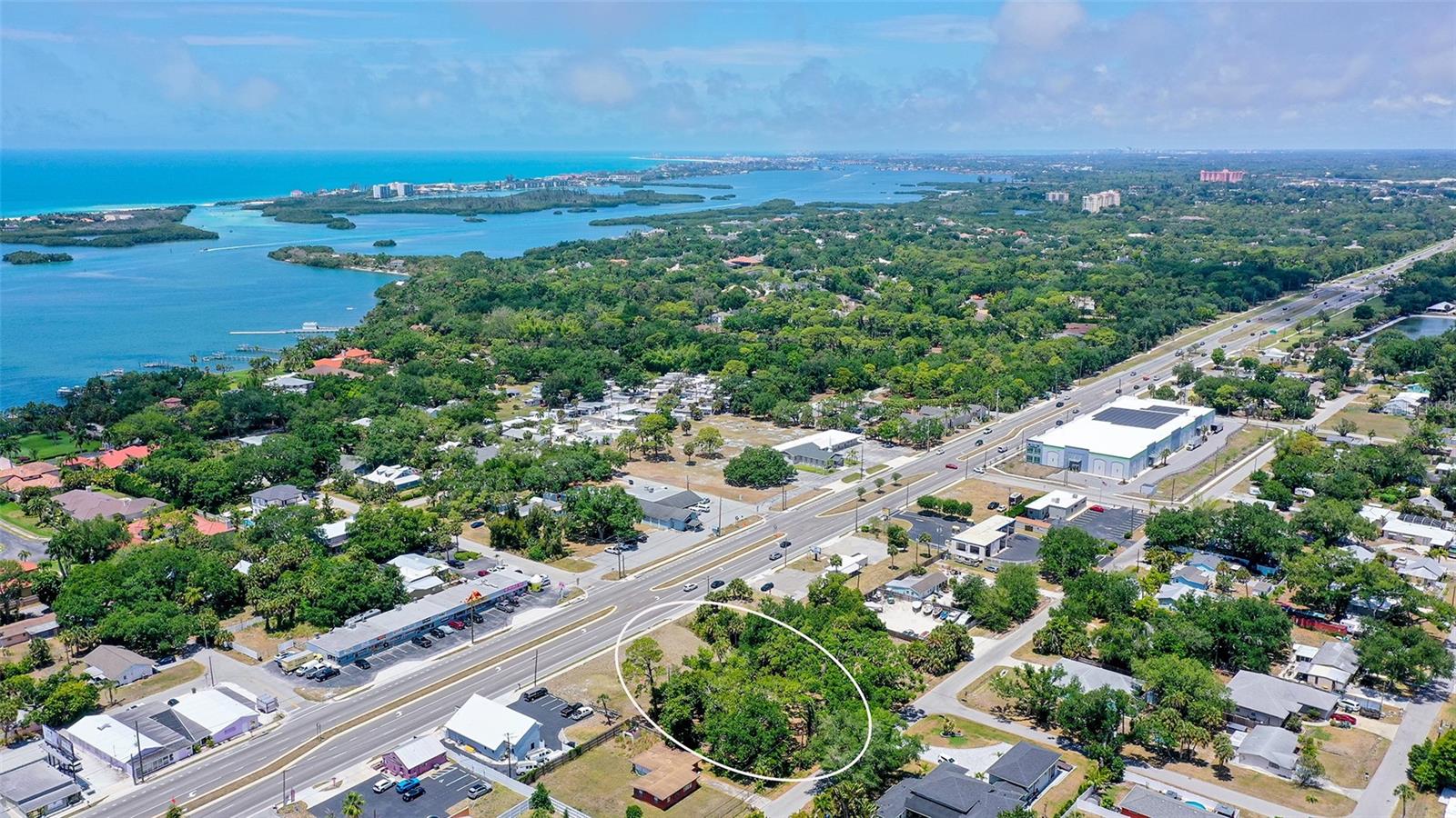 168 N TAMIAMI TRL, OSPREY, FL, 34229