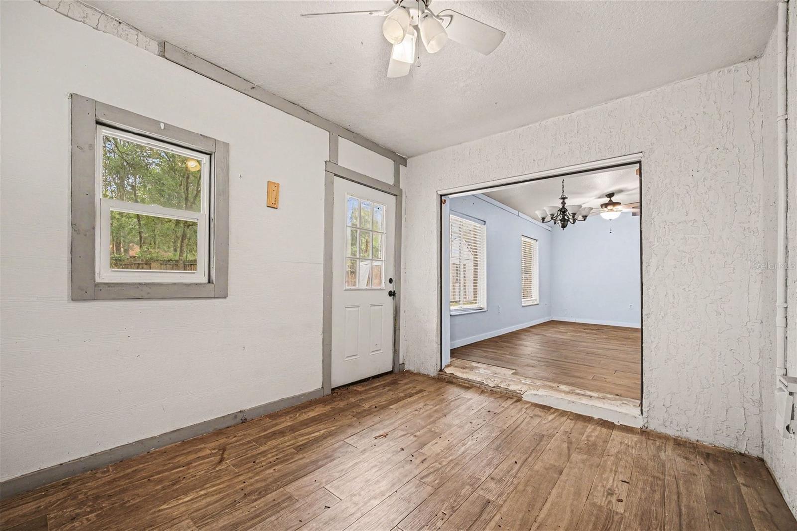 890 DELAND AVE, ORANGE CITY, FL, 32763
