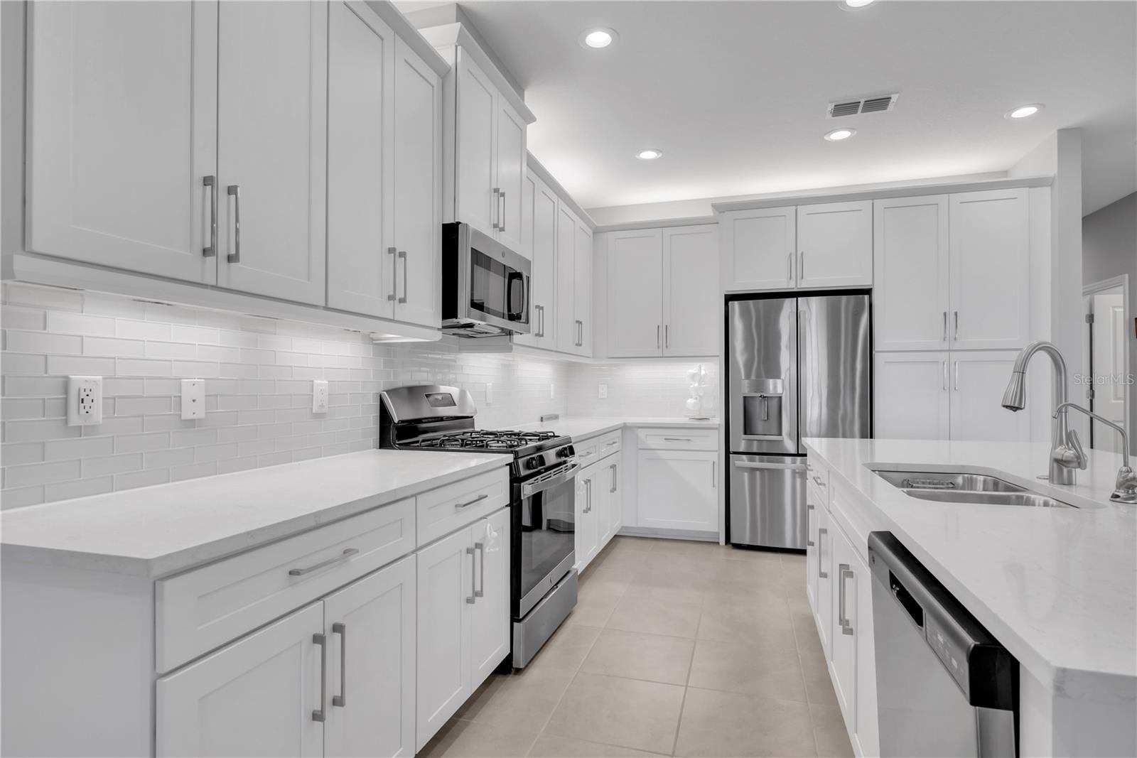 4786 AVILA LAKES DR, WIMAUMA, FL, 33598