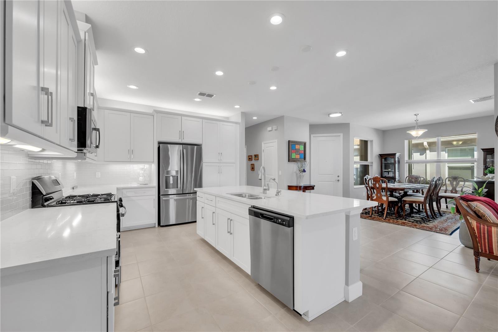 4786 AVILA LAKES DR, WIMAUMA, FL, 33598