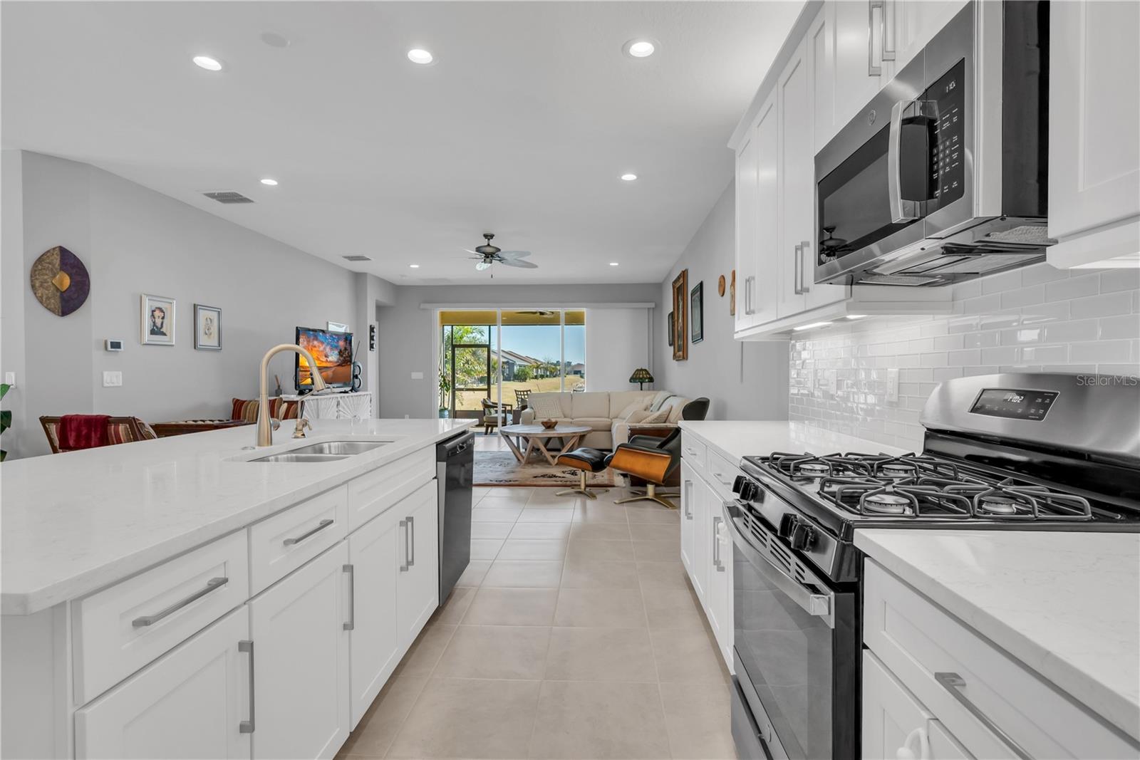 4786 AVILA LAKES DR, WIMAUMA, FL, 33598