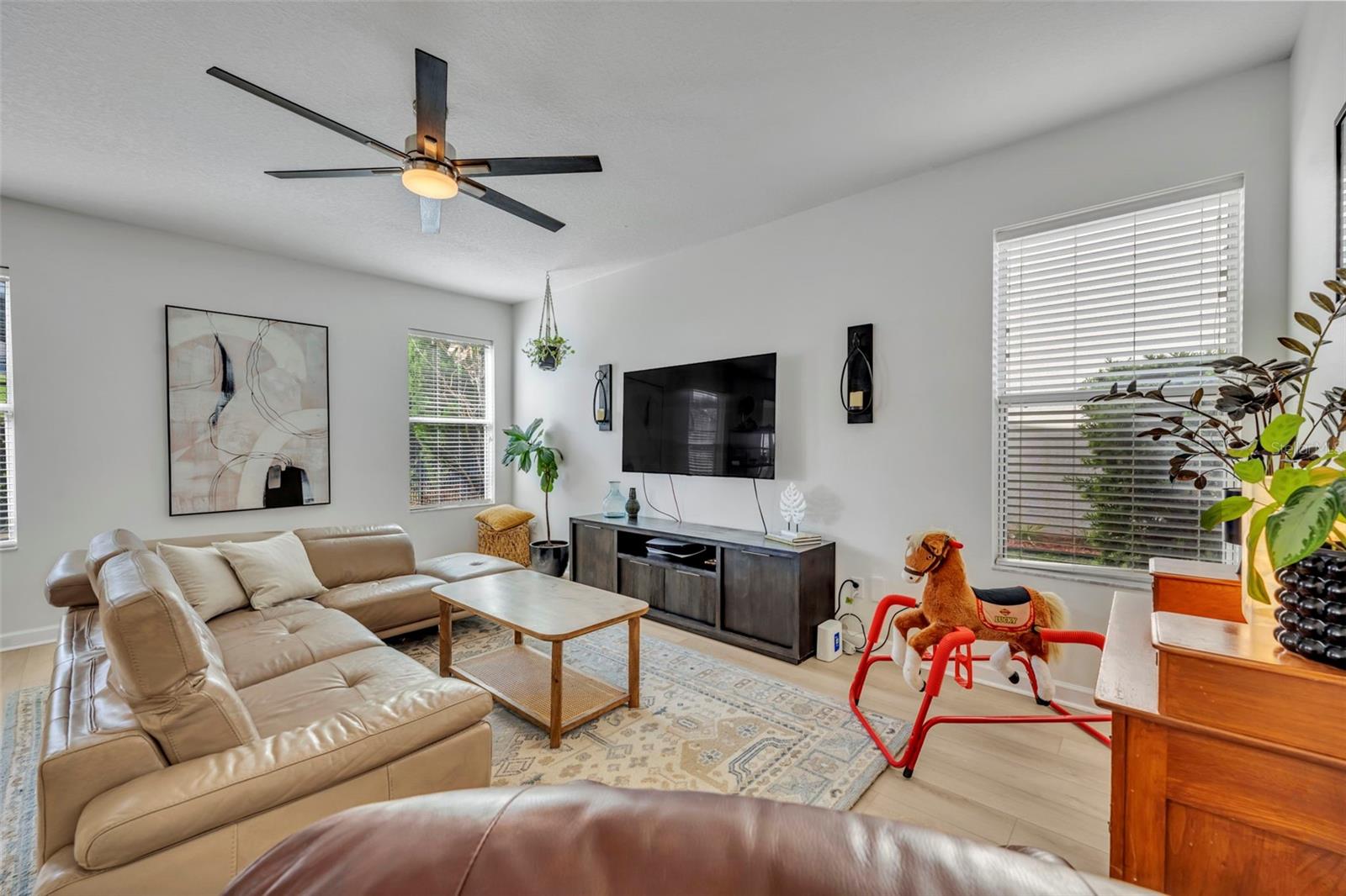2329 NATOMA BLVD, MOUNT DORA, FL, 32757