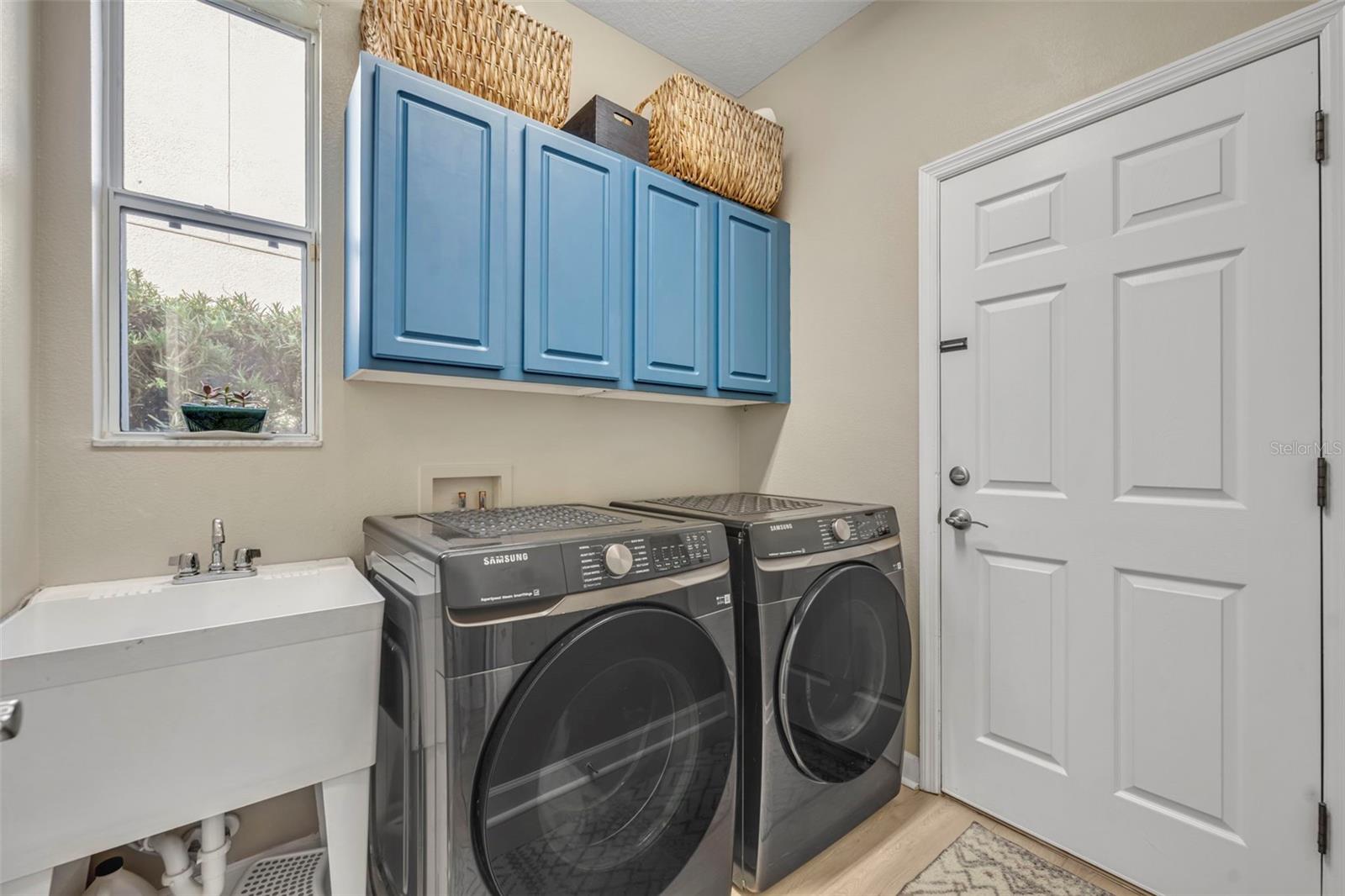 2329 NATOMA BLVD, MOUNT DORA, FL, 32757