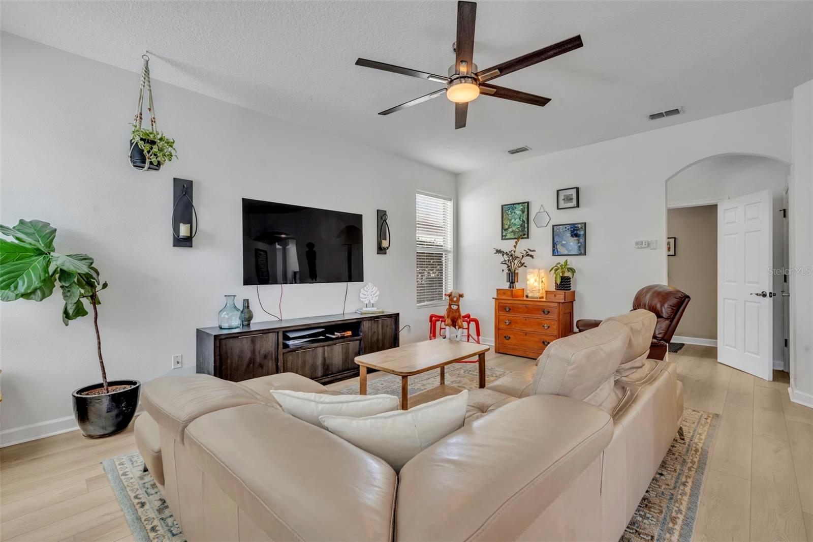 2329 NATOMA BLVD, MOUNT DORA, FL, 32757