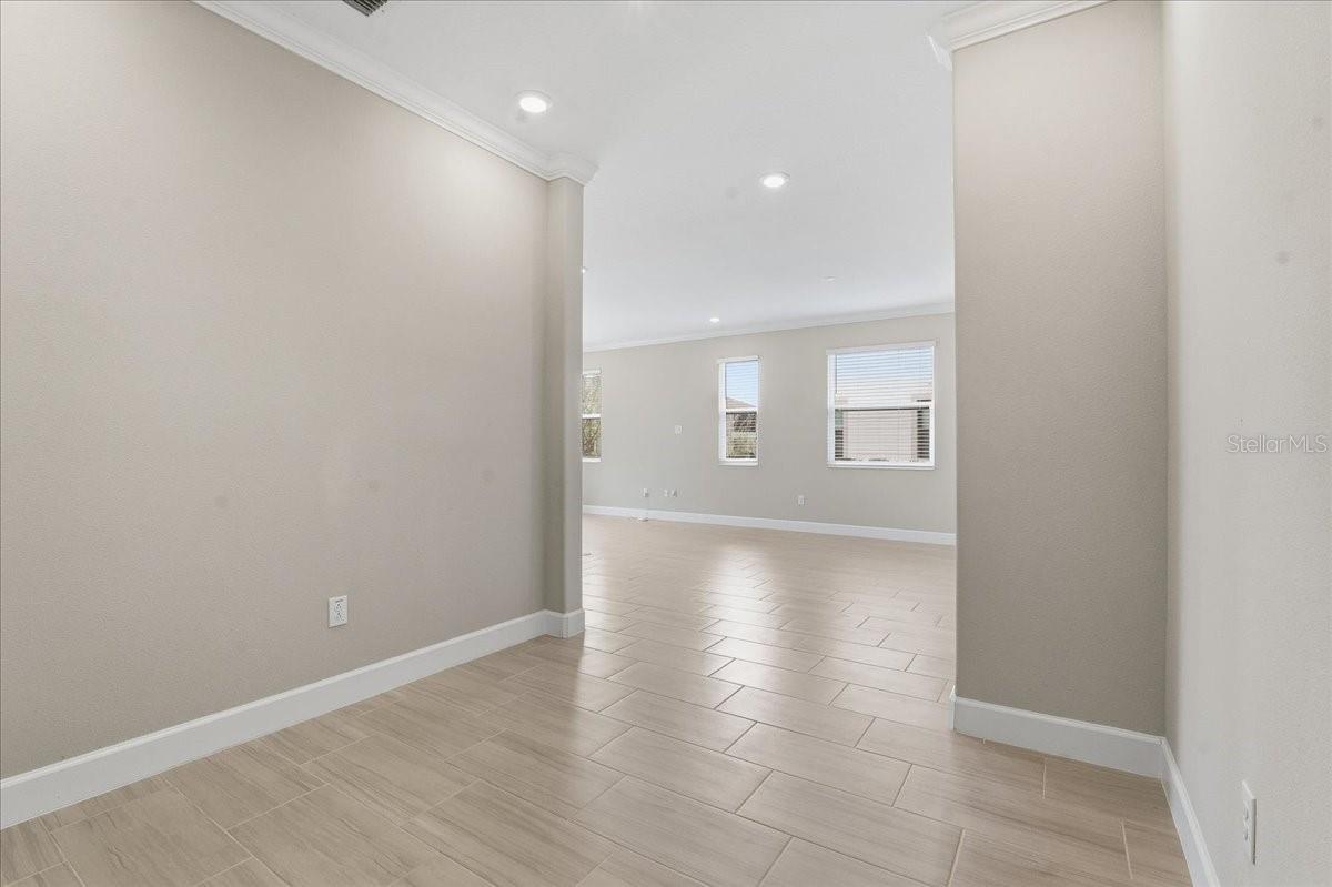 4664 LAGONA LN, WESLEY CHAPEL, FL, 33543