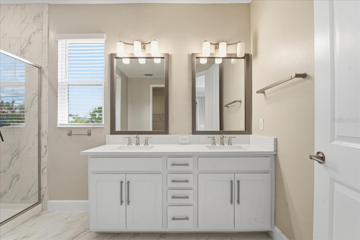 4664 LAGONA LN, WESLEY CHAPEL, FL, 33543