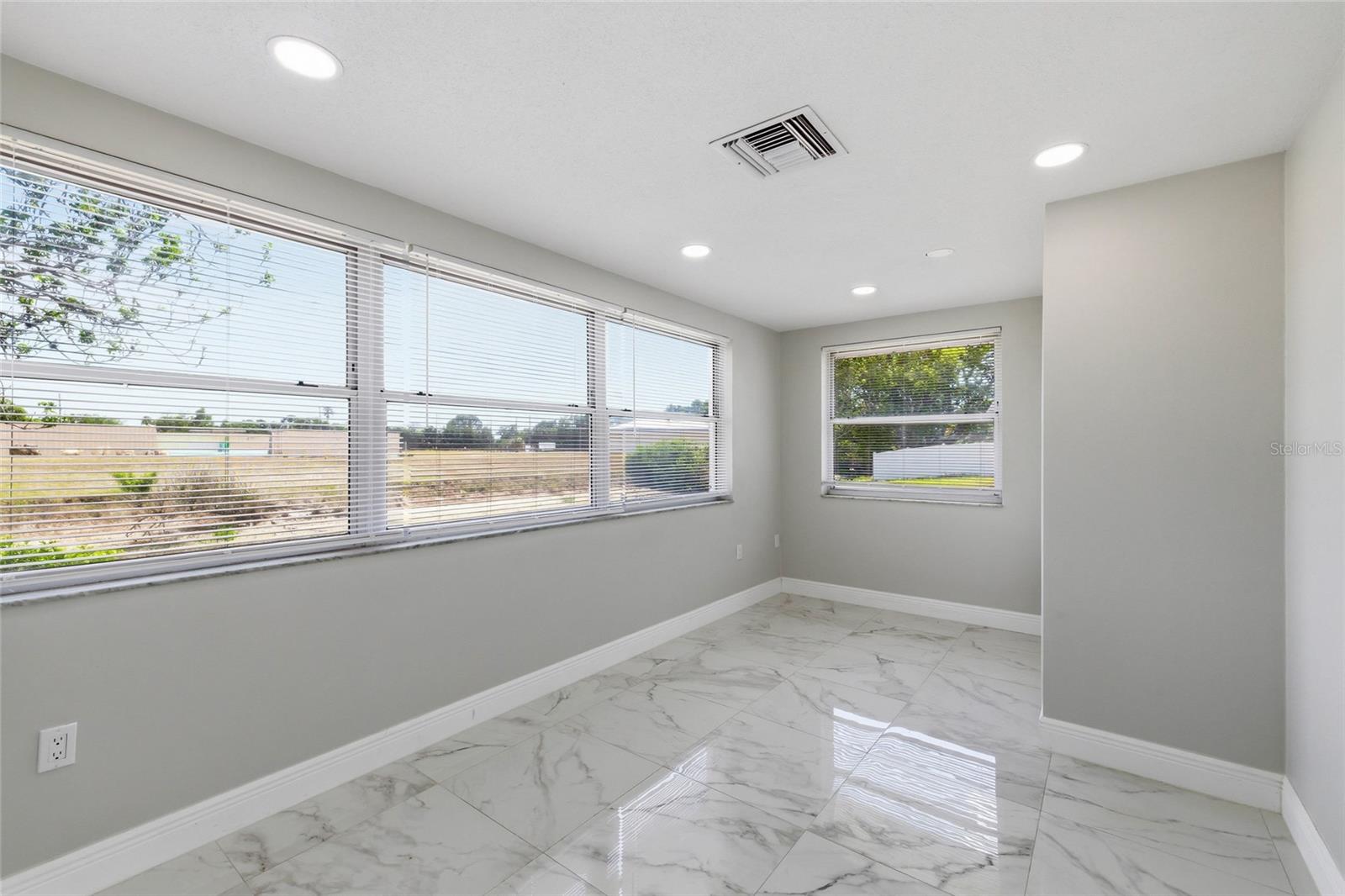 7526 PINEAPPLE LN, PORT RICHEY, FL, 34668